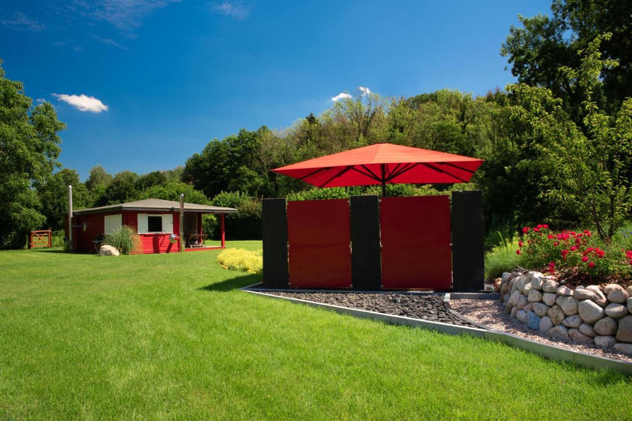 Romantic Wooden Lodge,Sauna,Schwimmteich,Alleinstehend,Absolut Ruhig Hessisch Oldendorf Kültér fotó